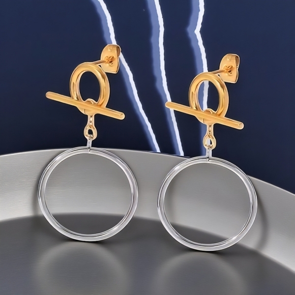 🆕️Versatile OT Buckle Two-Tone Hoop Earrings | 18K Gold Plated Stainless Steel - Picture 3 of 15